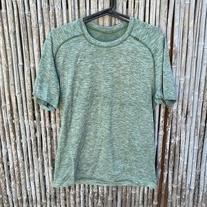 Lululemon metal vent tech SS green